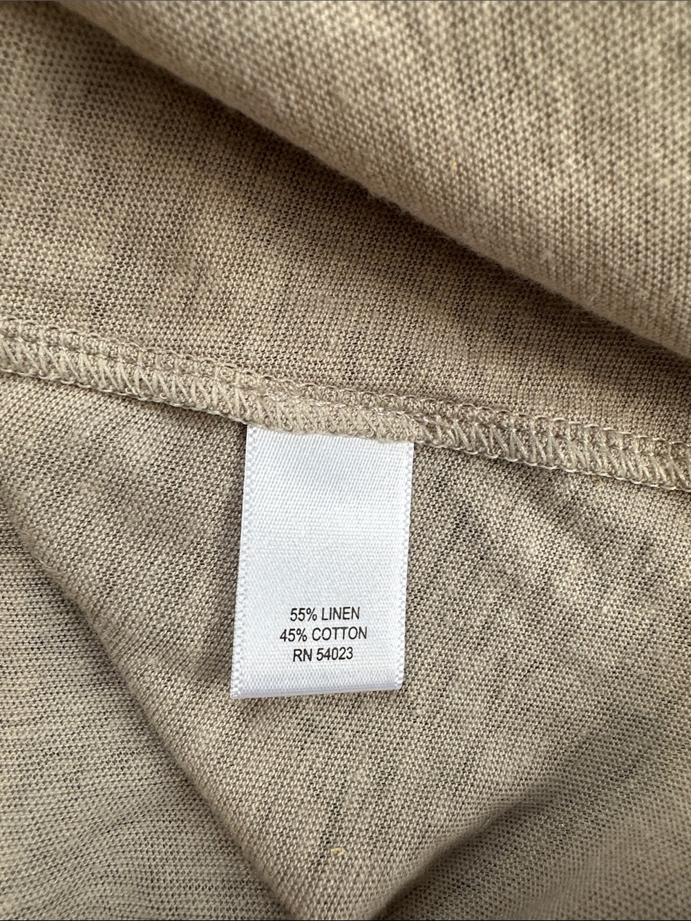 Banana Republic Taupe V-Neck Short Sleeve Tee - Picture 8 of 10